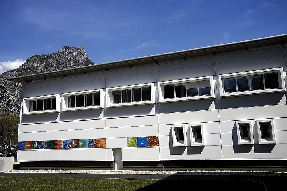 Façade ouest / Détail de la fresque du bâtiment " Z "