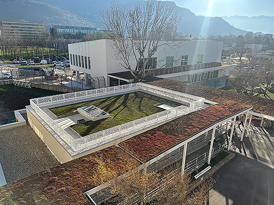 ILL — Stockage d’eau/incendie, bâtiment réacteur et datacenter